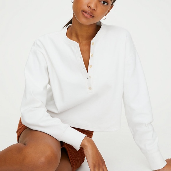 Aritzia Mavis Henley - Picture 2 of 2